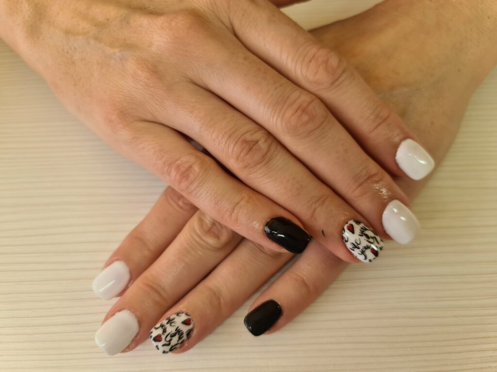 Reference nails done at Shining